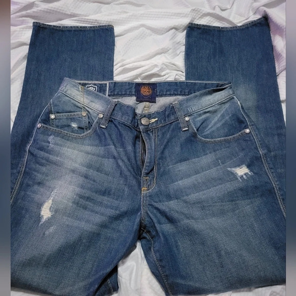 SALE! Rock & Republic Neil Straight Leg Jeans, Light Wash/Destruction, 34x32. - Picture 1 of 7
